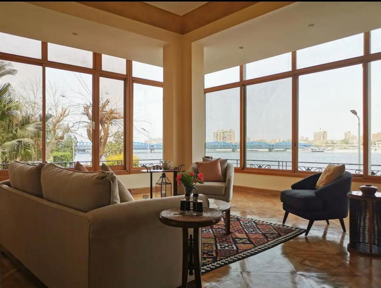 Luxury On The Nile - Zamalek Apartments Cairo Exterior photo